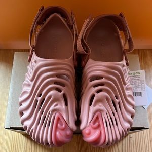 Salehe Bembury’s Crocs Pollex Clog “Kuwata”